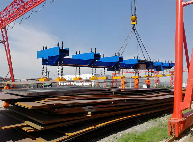 Electromagnetic lifting steel plate