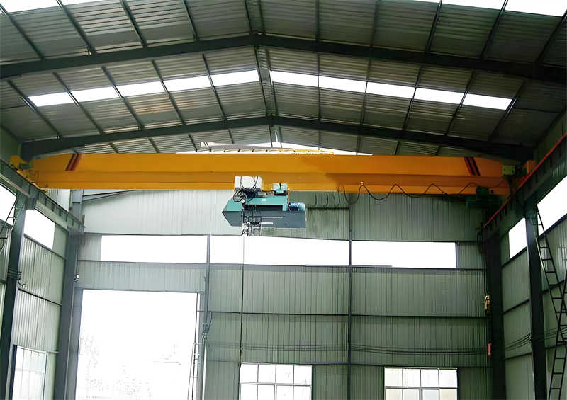 เครนเหนือศีรษะทนความร้อนสำหรับโรงงานโลหะ: 5 ข้อควรพิจารณาในการออกแบบที่สำคัญ