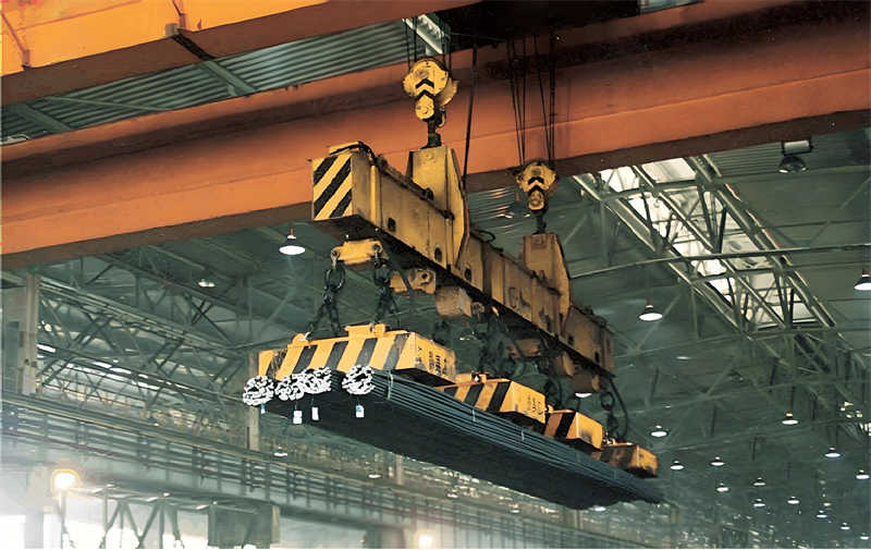 ลดต้นทุนการจัดการเศษวัสดุด้วยเครนแม่เหล็กไฟฟ้าขนาด 5-20 ตัน!