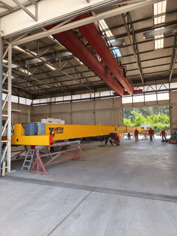 HD-type 5-ton European-style single-girder bridge crane installed in Serbia