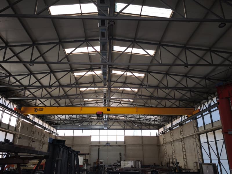 HD-type 5-ton European-style single-girder bridge crane installed in Serbia