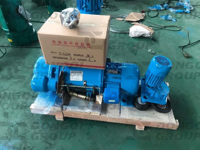 CD type electric wire rope hoist sealed in box